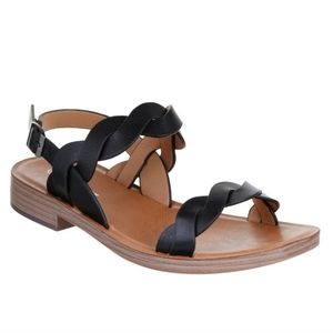 Women's black braided sandal